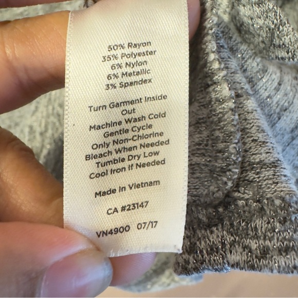 Talbots Sparkly Longsleeve Top Gray Women Size L - Picture 4 of 6